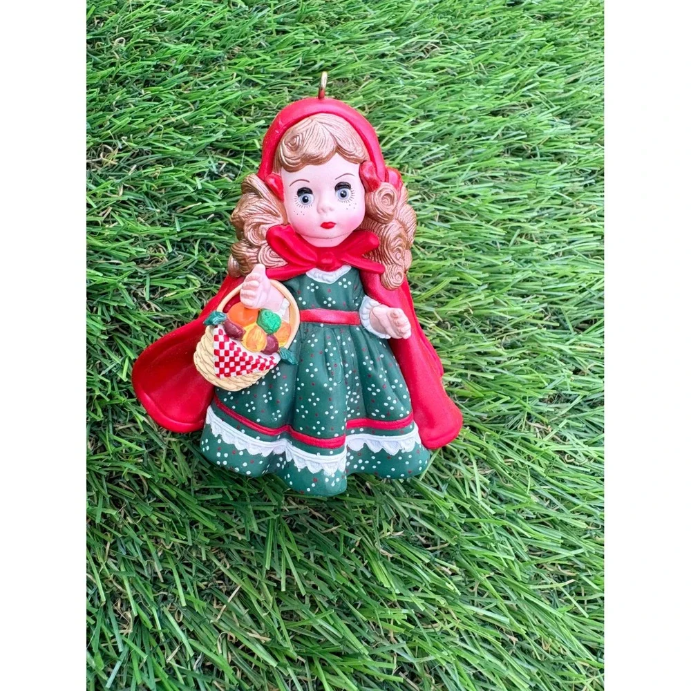 Hallmark‎ Madame Alexander Little Red Riding Hood 1997 Keepsake Ornament Red